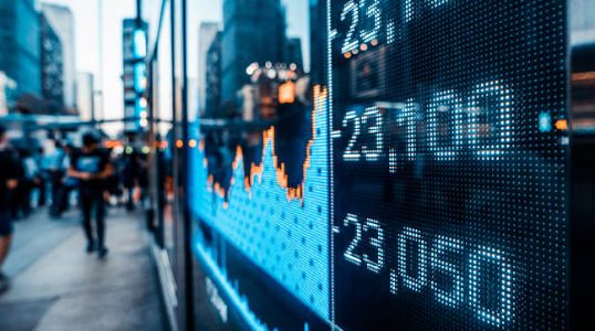 Dow Jones ends week at record high