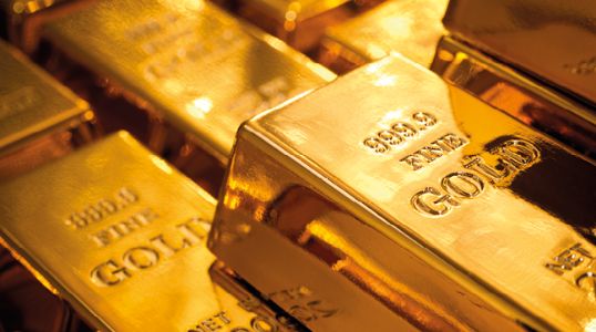 Gold: A Precious Opportunity or a Fool’s Gambit? Understanding Gold’s Place Within Investment Portfolios