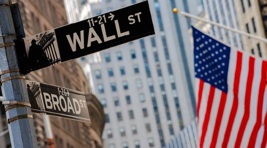 Euro STOXX 600 at record high on earnings and rate cut optimism